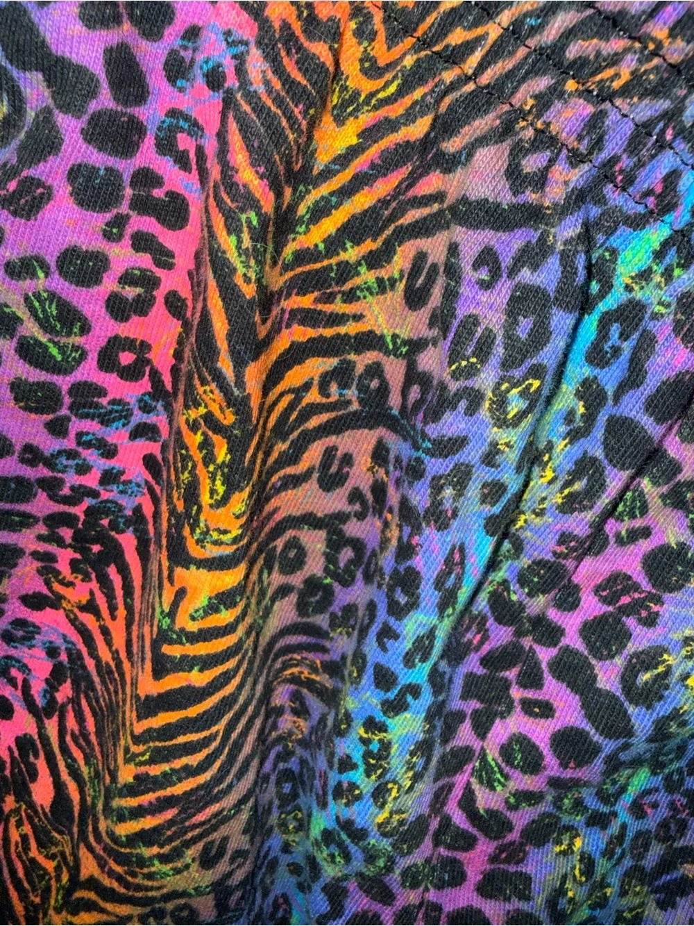 SOFFE Colorful Rainbow Animal Print Lounge Shorts Vintage 90s y2k Medium